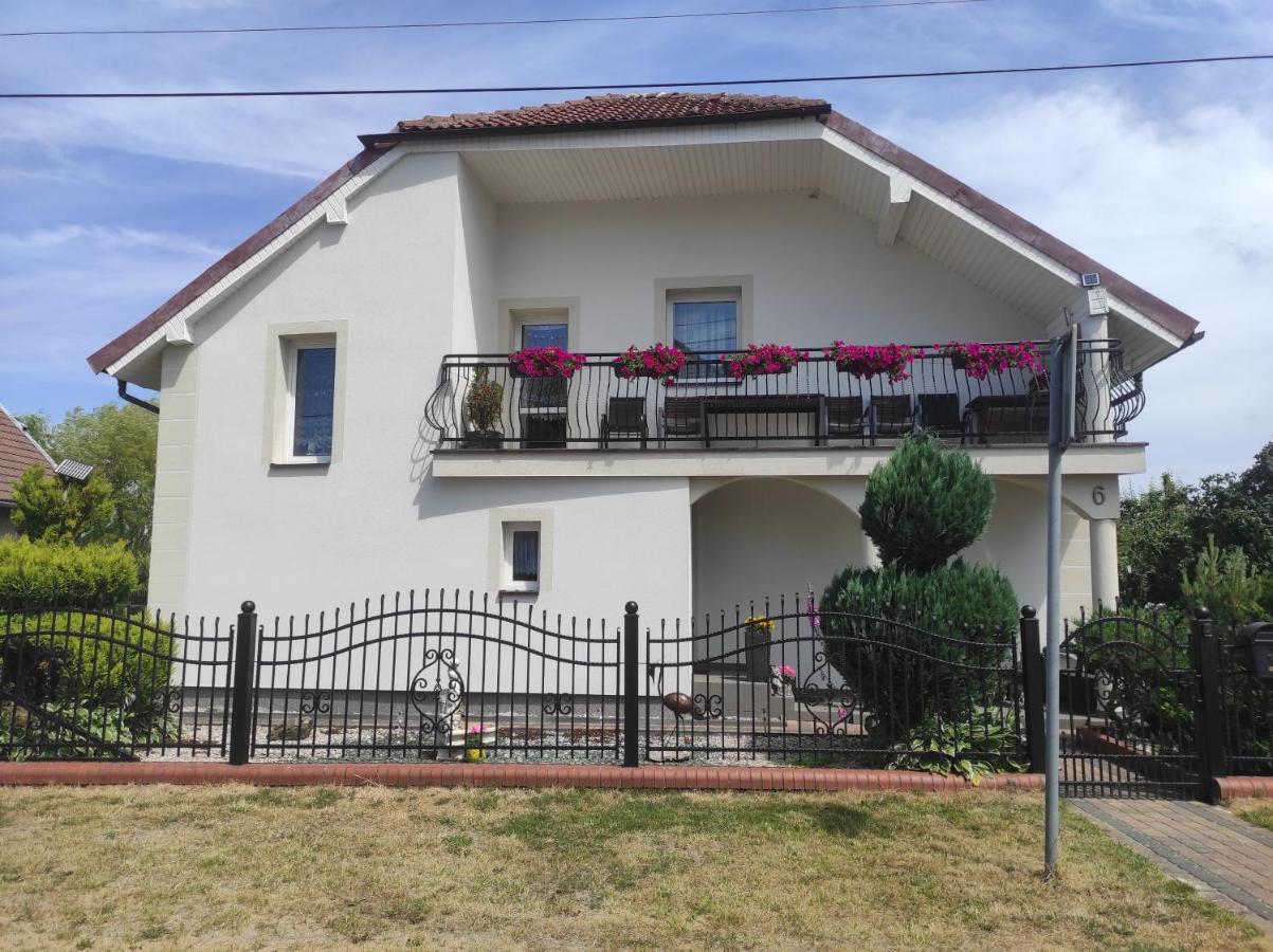 Pokoje Goscinne Cuma Leba Exterior foto